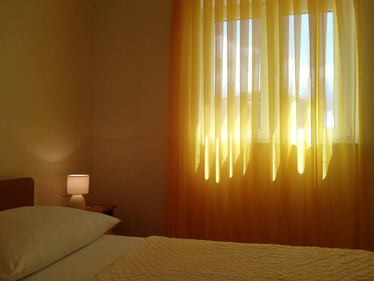 Apartmani Marija Primosten Luaran gambar