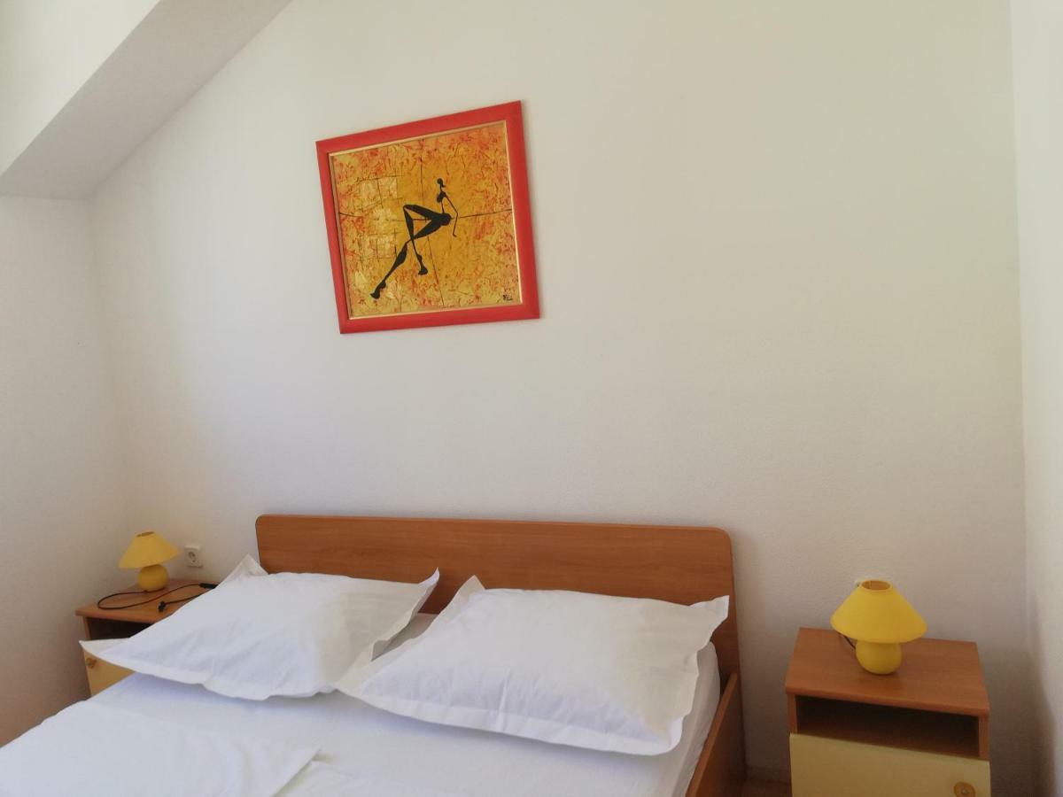 Apartmani Marija Primosten Luaran gambar